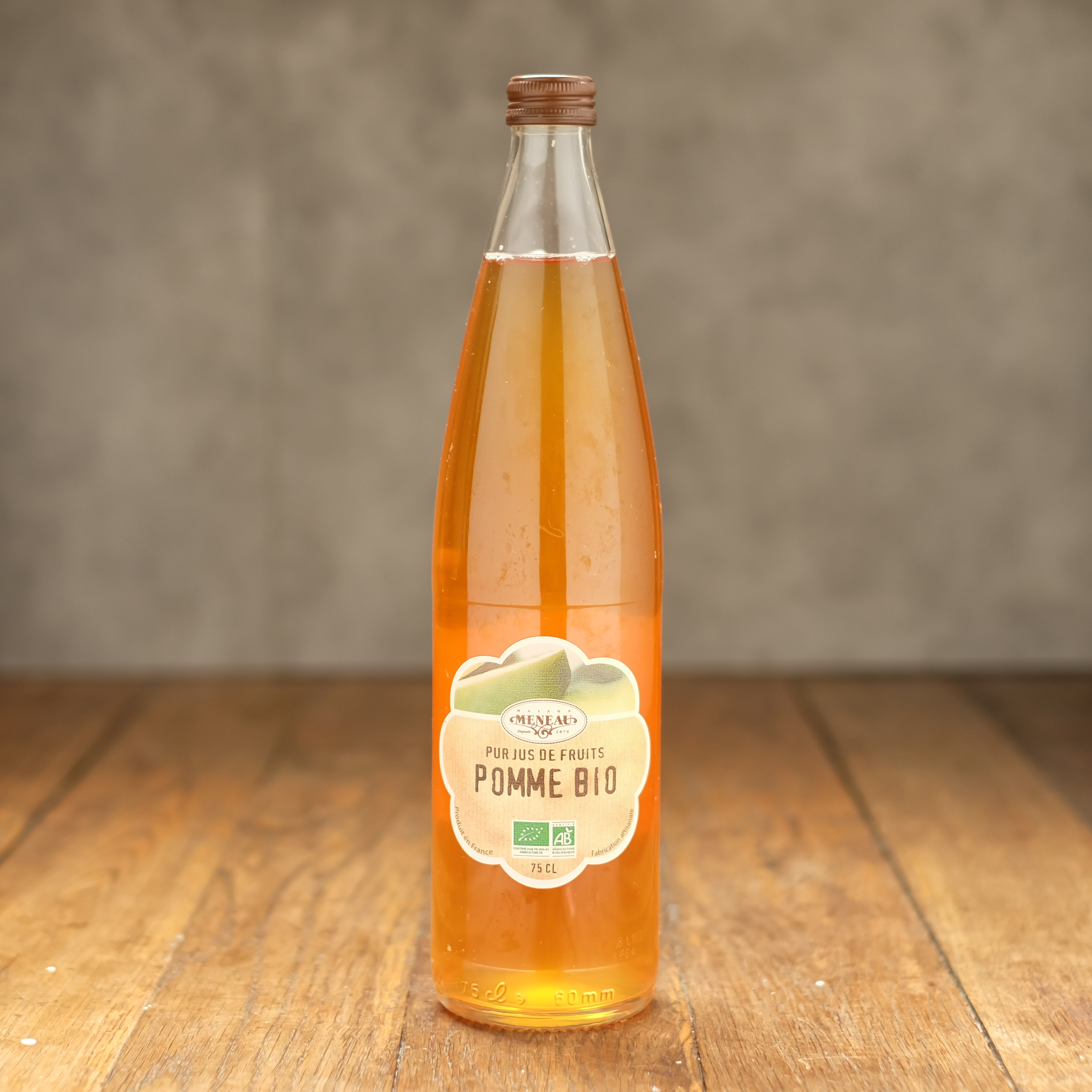 Image pour JUS DE POMME BIO – MENEAU 75CL