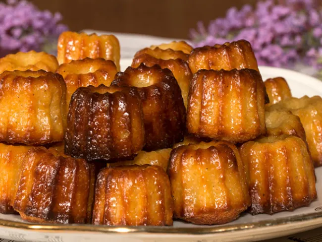 Image pour 20 MINI CANNELÉS BORDELAIS